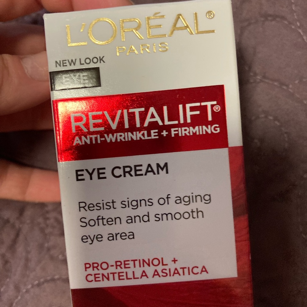 L’Oréal eye cream wrinkle